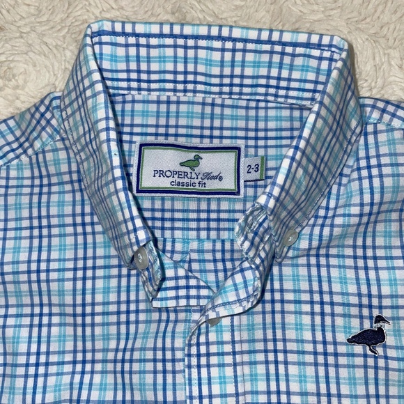 Properly Tied Button Down - Picture 3 of 3